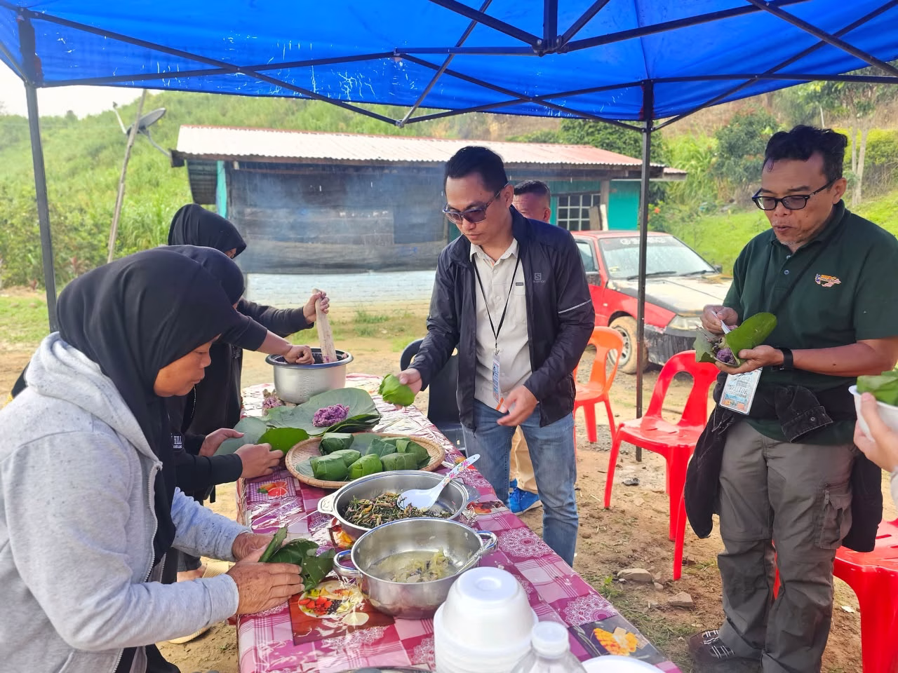 Pemeliharaan dan Pemuliharaan Warisan Budaya Melalui Demo Masakan Tradisional Linopot di Sosodikon